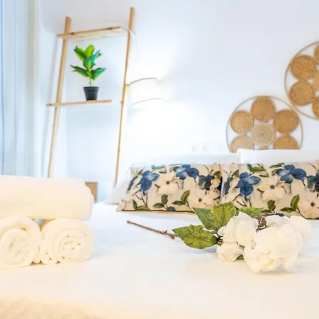 Expoholidays Centro Parking Gratis * Almeria
