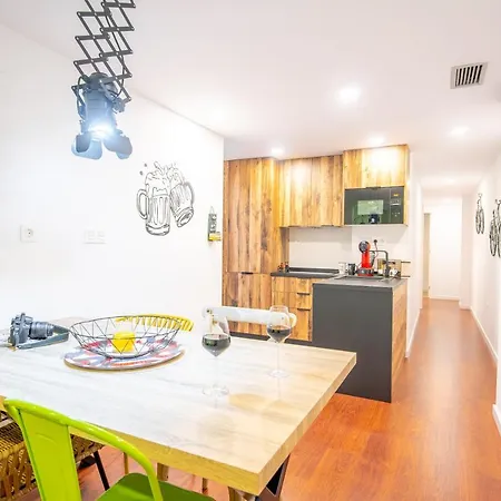 Expoholidays-apartamentos Centro Parking Gratis *
