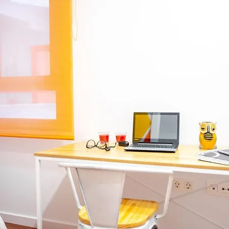 Expoholidays-apartamentos Centro Parking Gratis Almeria
